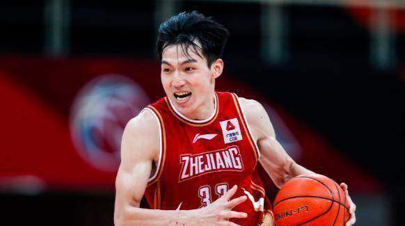 王哲林(福建):出场时间43分钟,得36分10篮板2次助攻1次盖帽,投篮23中