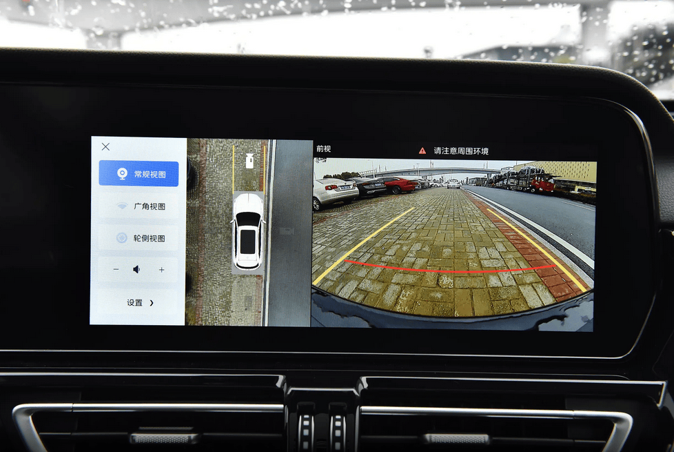 编辑在配置方面,红旗hs5虽然价格更便宜,但配置也确实有所不足.