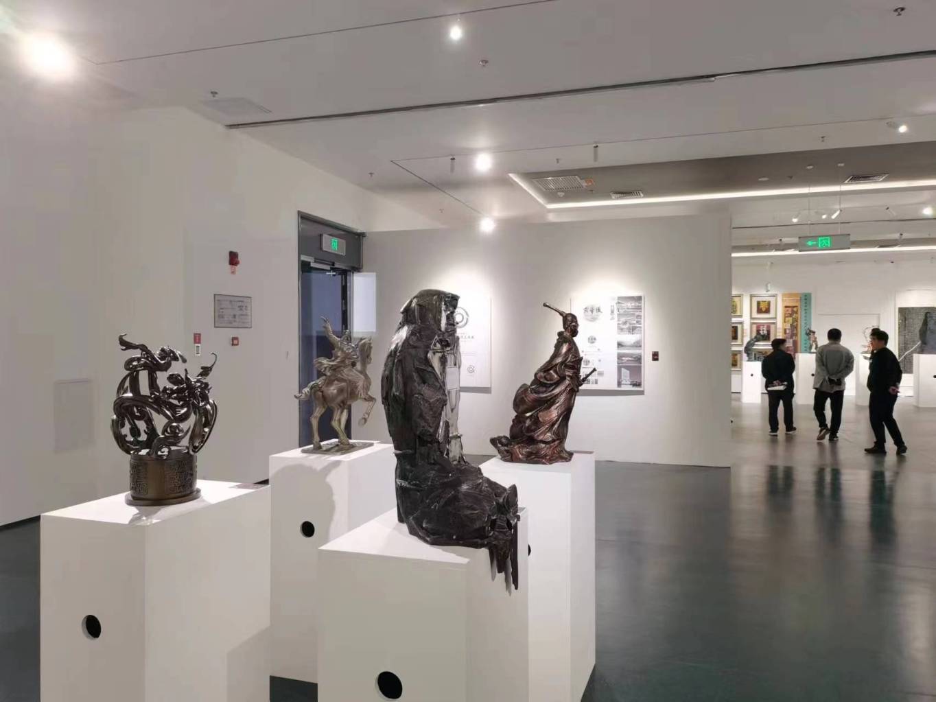 清明公祭轩辕黄帝第十七届海峡两岸文化艺术展在西安开幕