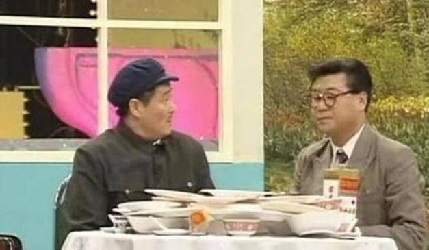 原创舞台卖拐1个失误范伟留一生阴影赵本山我平不了那坑