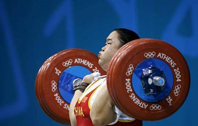5公斤后七窍流血,血压飙升220_举重_训练_成功