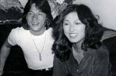 成龙的混乱爱情辜负初恋睡过舞女被邓丽君爱过