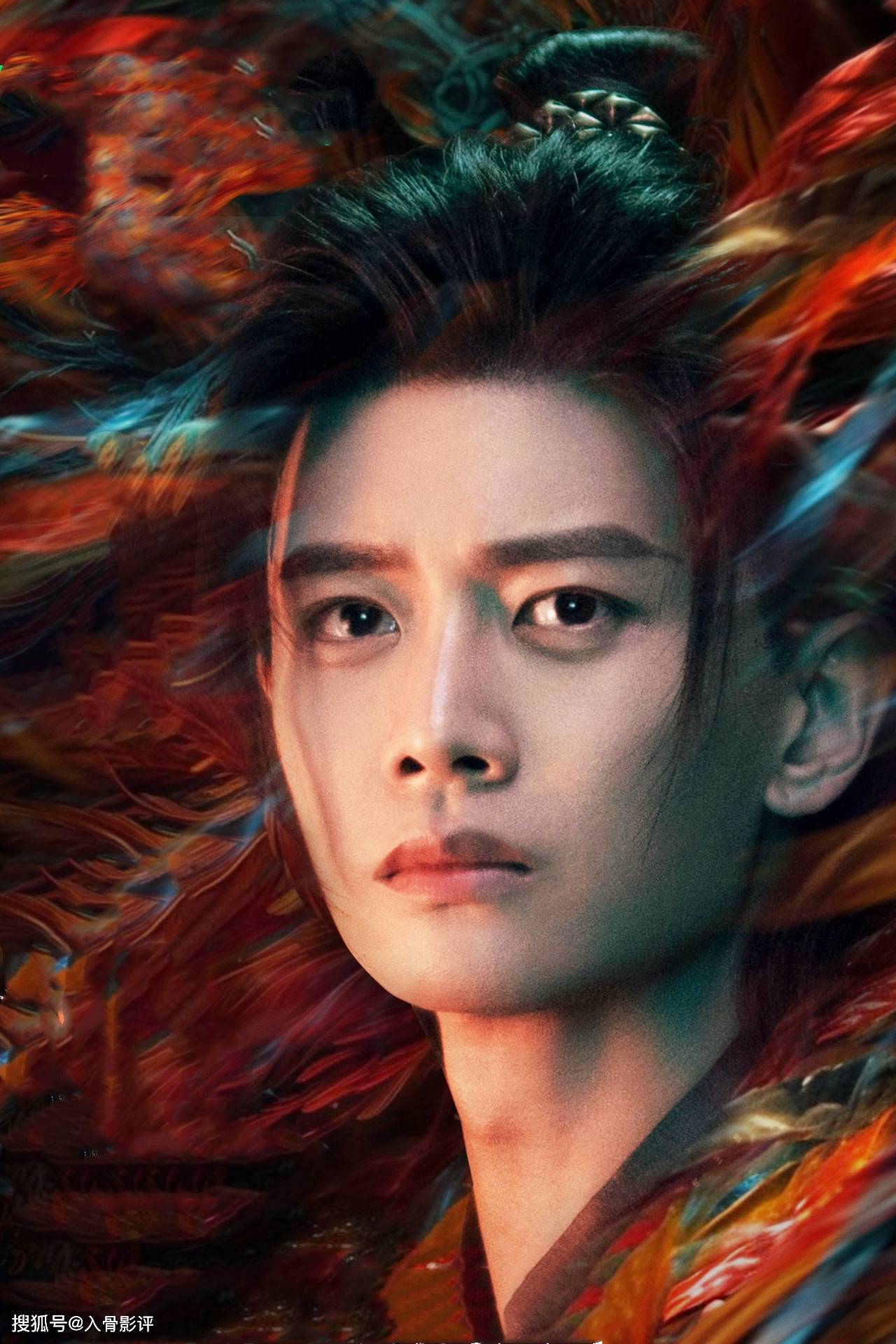 原创烈焰任嘉伦一人分饰两角成长线比感情线更重要