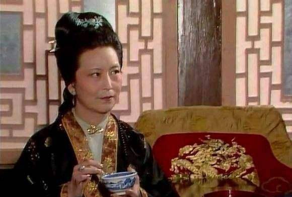 红楼梦:她是从来不关心孙子的祖母,但最后孙子却是她的依靠_贾兰_王