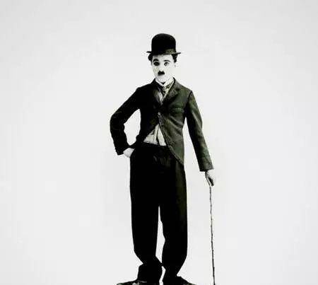 它实际上是我父亲的另一个自我,那个从未长大的男孩:衣衫褴褛,寒冷