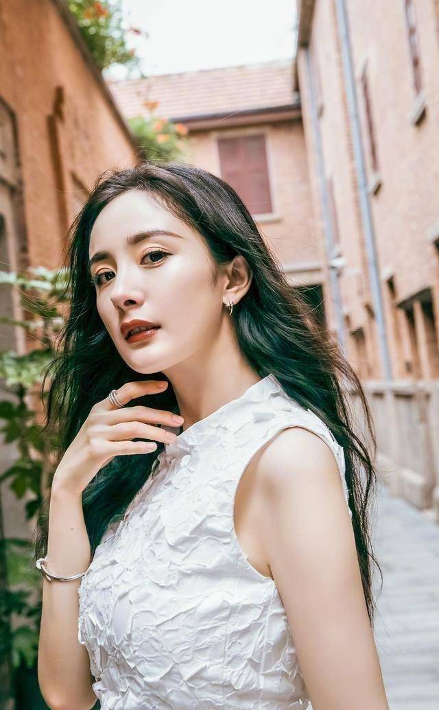 八卦:吴京易烊千玺,杨幂,张馨予,阚清子,流量好友摊上事了