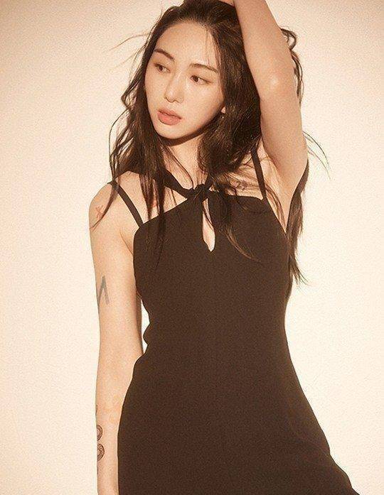 权珉娥不论是表露出的那些虚情假意还是伪装割腕以