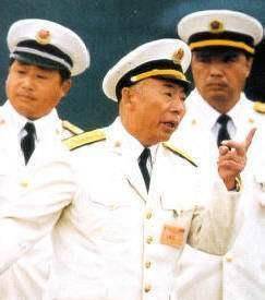 这个站长过来之后一点都不觉得自己做错了事情,张连仲将军问他这个秤