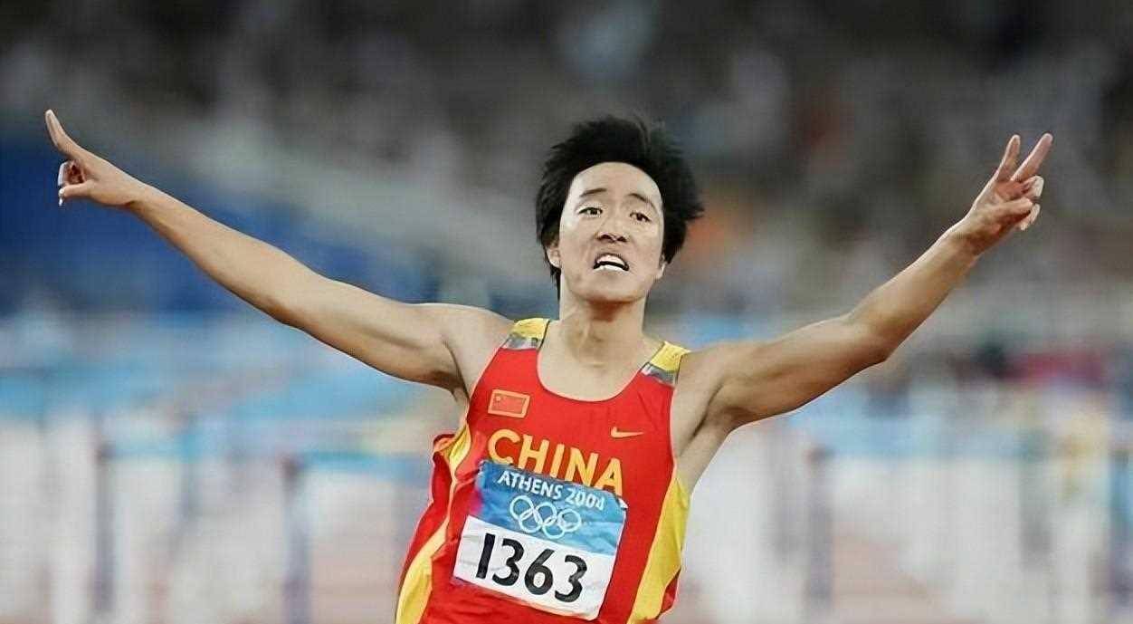 原创体坛颜值天花板夏思凝1米72的黄金臀腿比秒杀内娱女星