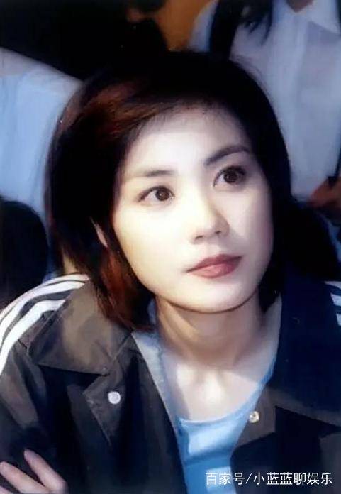 王菲22年前照片曝光比高圆圆还清纯网友难怪谢霆锋对她痴迷