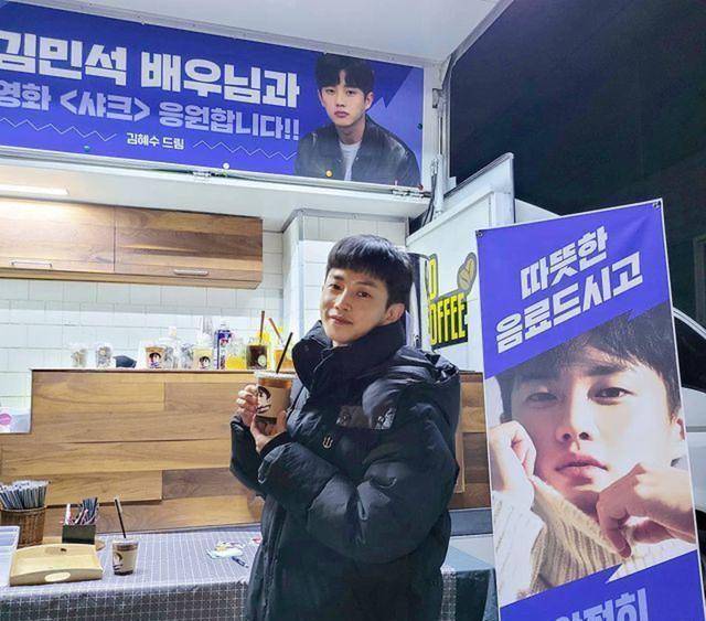 搬家宋慧乔亲自送礼拍片金惠秀送餐车这位男演员俘获大姐的心