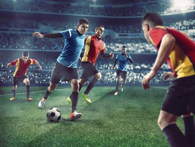 理解足球比赛的参与人数及规则