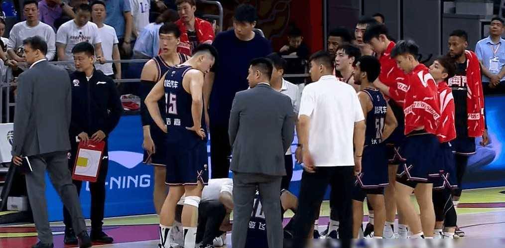 原创这样打有意思吗广东狂赢广厦53分周琦1710连他都砍