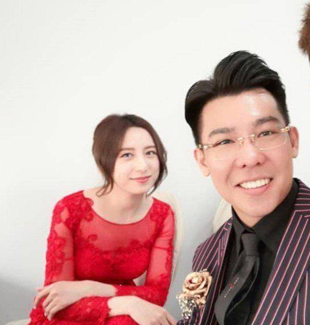 tvb花旦突然取关同剧艺人,发文回击网友称不欢迎某人_龚嘉欣_朱晨丽