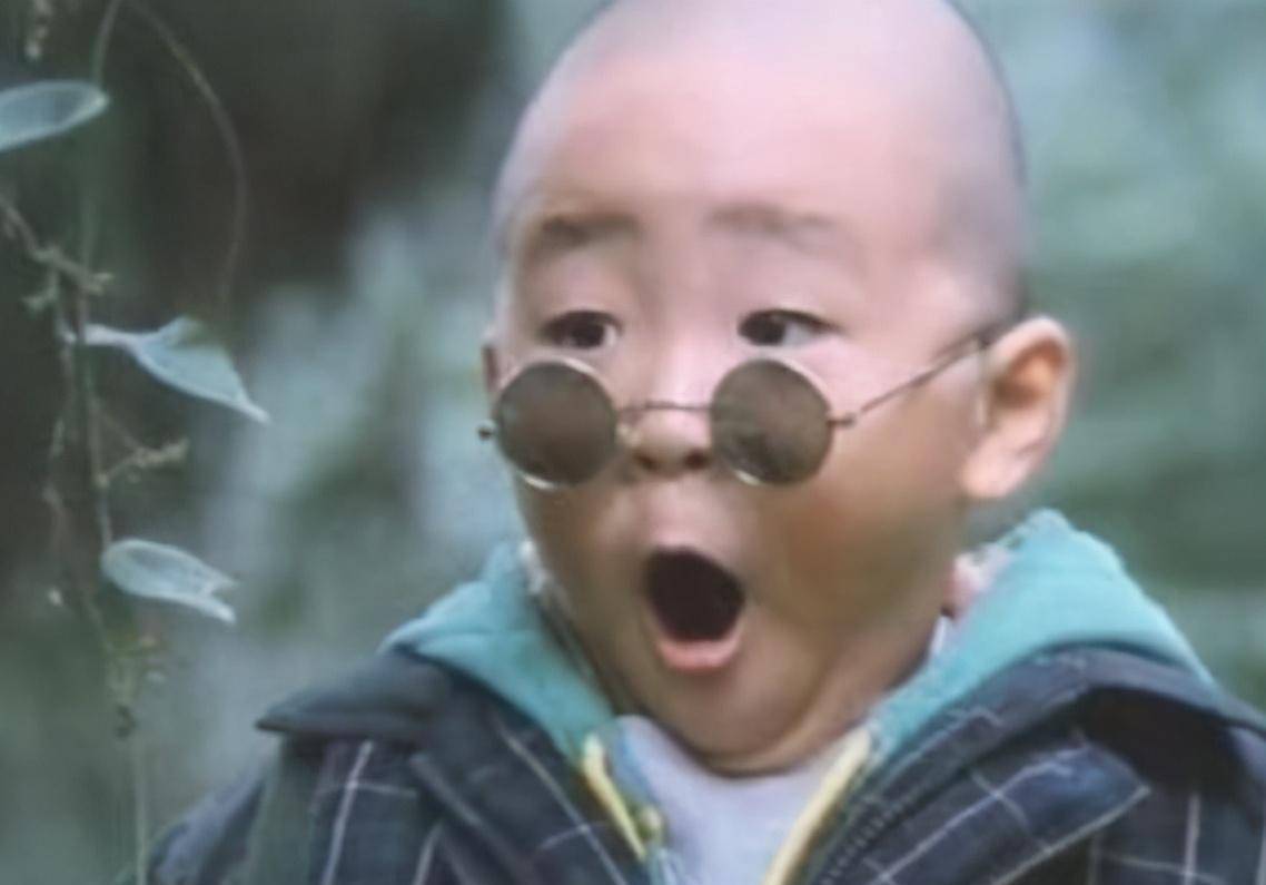 曾是"笑林小子"郝劭文,被母亲"坑"多年,现做街头吃播_郝绍文_郝少文