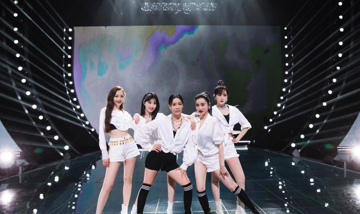 原创浪姐那英组5人秀犯致命错输得不意外7人秀靠取巧赢得不体面