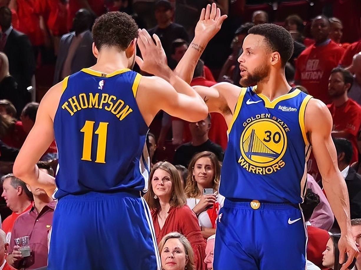 水花兄弟大爆发,戴维斯创纪录,勇士成火箭克星_比赛_库里_1