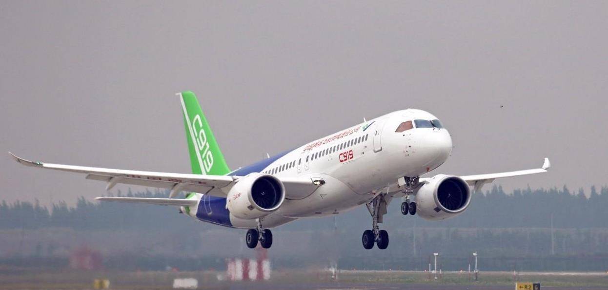 波音公司就曾经利用和c919体型相近的波音737-700改为波音737bj,专门