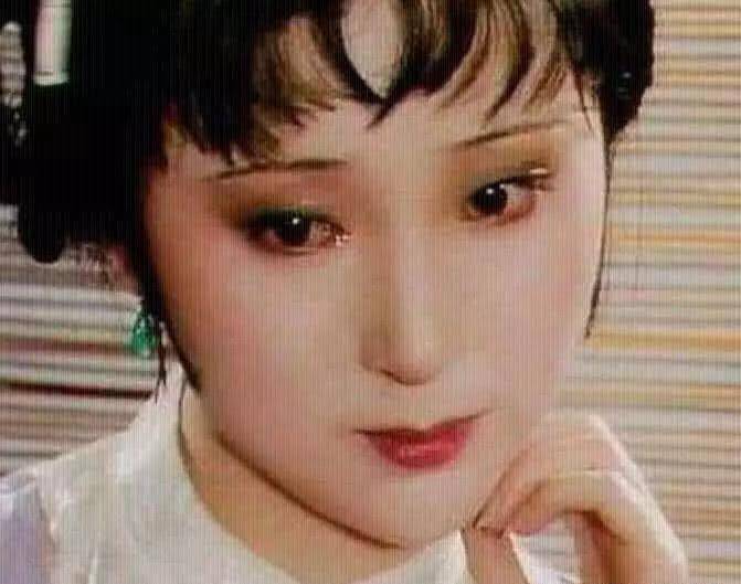 原创陈晓旭鼻子歪牙齿龅杨树云和李耀宗用两招让黛玉更漂亮