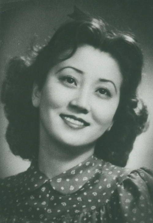 原创蒋英丈夫钱学森学生是歌唱家李双江她如何活成一代传奇