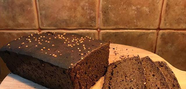 二战时期,苏联黑面包到底有多重要?除了顶饿,或许还能当板砖