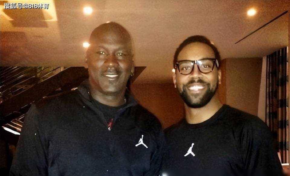 原创狠人49岁皮蓬前妻踹掉33岁乔丹儿子晒美照老娘自信能夺