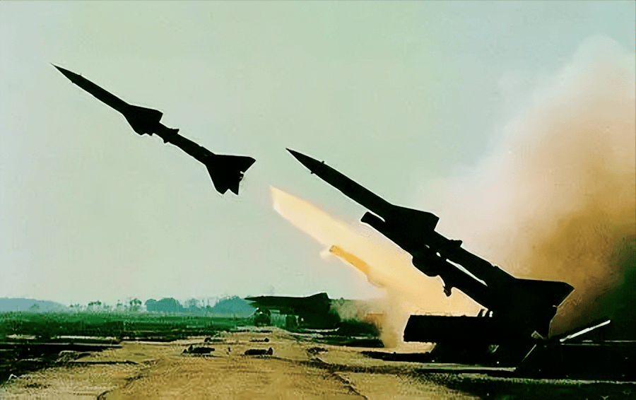 原创2000公里就能击落预警机中国研制的地空导弹令美国胆寒