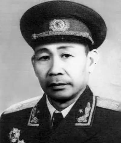 原创部队缺钱彭雪枫忍痛卖坐骑次日买主却送回13匹马我再卖给您