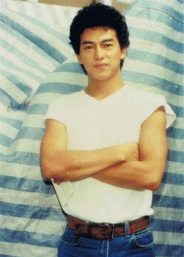 武打巨星惠天赐生前绝版的旧照,留给世人的只有永恒的回忆_经典_角色_