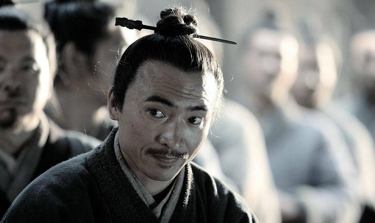 原创颜回是孔门弟子之冠被誉为复圣为何地位在亚圣孟子之下