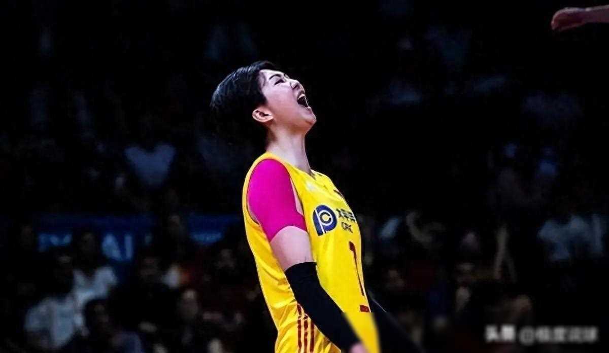 原创面对嘲讽袁心玥霸气回应蔡斌没看错女排队长风采不减