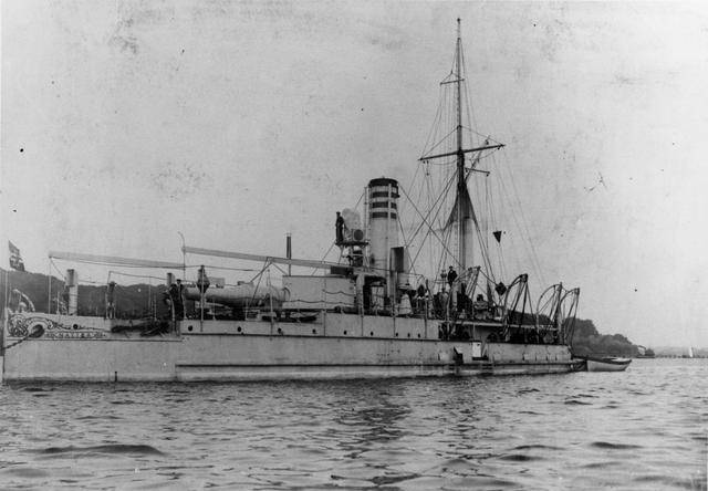 原创北洋水师的平远舰吨位虽然不大却是货真价实的铁甲舰