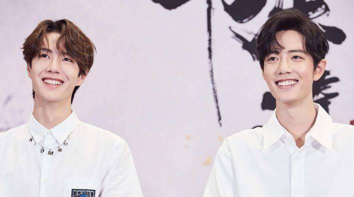 原创肖战和王一博为啥没来那个节目原来与一个综艺的官宣有关