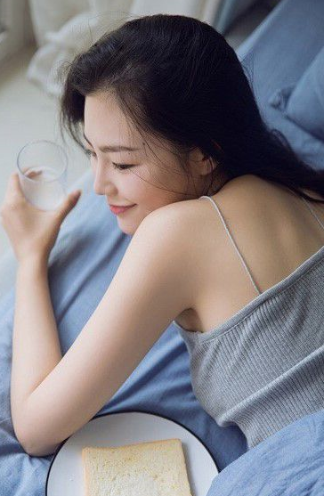 原创女生穿内衣的4个雷区尴尬到极致尤其第4个直男都看不下