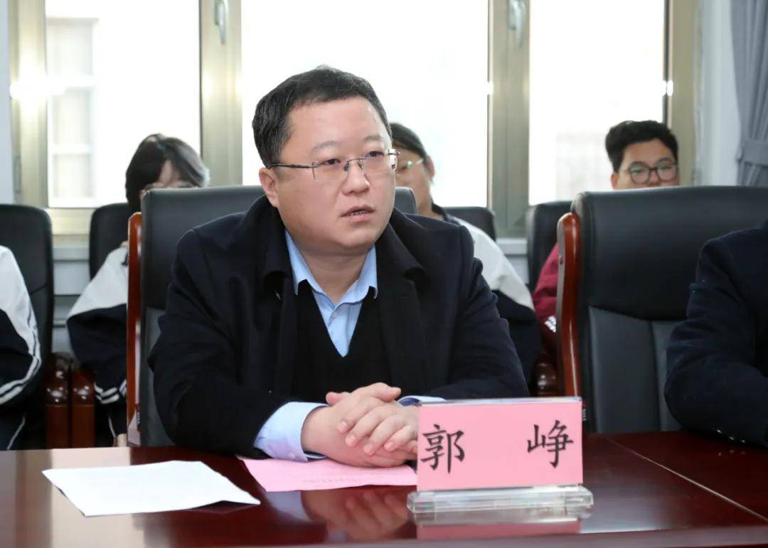 吕梁贺昌中学召开贺昌中学学雷锋小组成立35周年座谈会