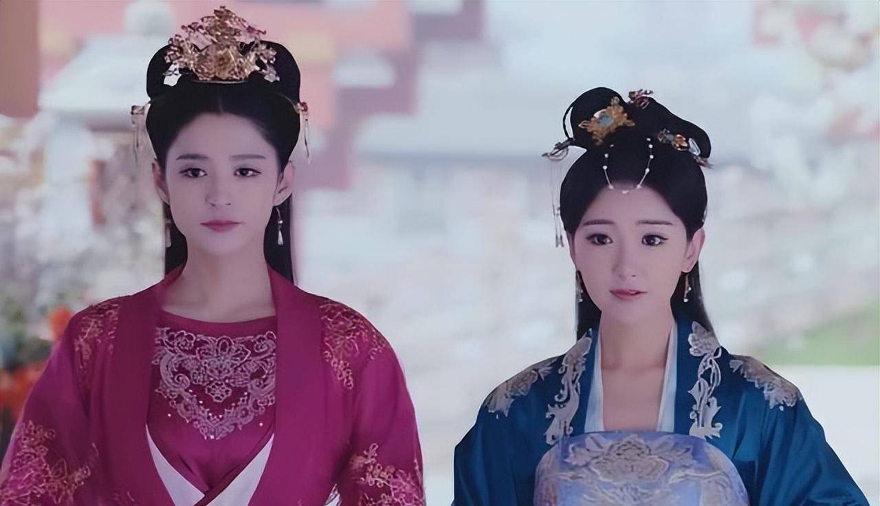 原创角色设定平平无奇演员却个个长相惊艳你管这叫路人脸