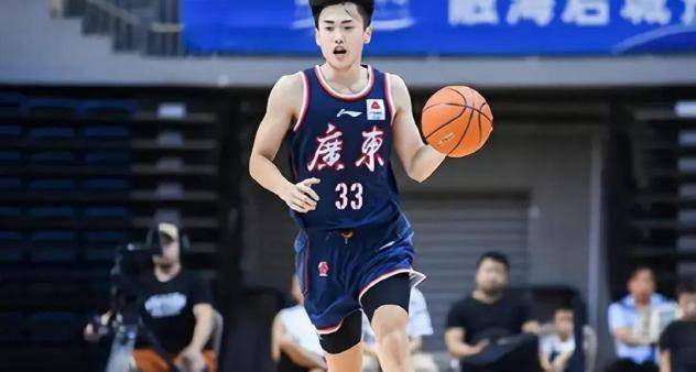 胡明轩_徐杰_赛季