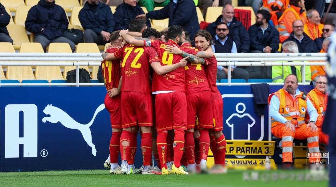 意乙第31轮:帕尔马0-2领先,皮尔洛内斯塔助队取胜_联赛_威尼斯_比赛