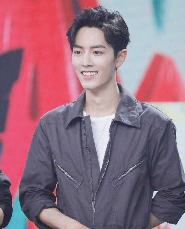 原创成为优质偶像不容易肖战在接受采访时的一段话让人太心酸