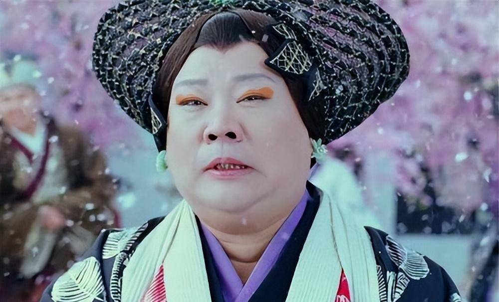 那些令人信服的男扮女装:做男人,真的太亏了