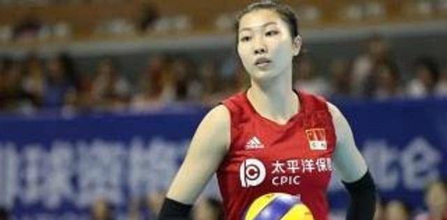 张锦文曾经的女排天才如今的大学教练带领所在大学联赛夺冠