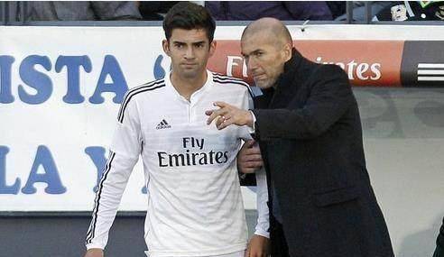 齐达内偷偷派人上场,皇马12打11还是输了_比赛_霍斯_贝蒂斯