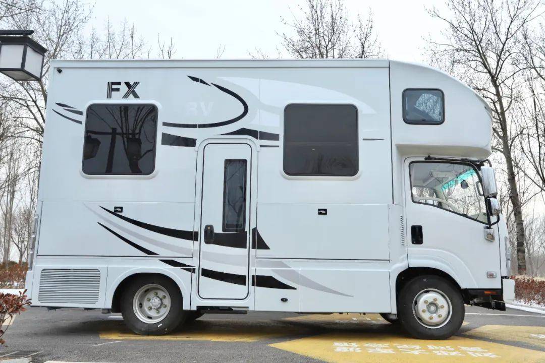 24㎡ 内饰亮点十足_搜狐汽车_搜狐网