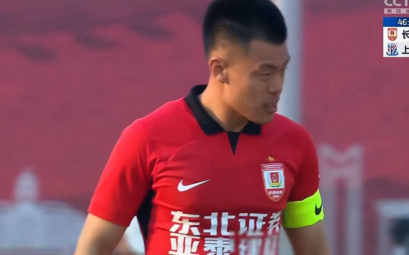 36岁国脚闪耀,4战2球表现亮眼_谭龙_比赛_伊万科维奇