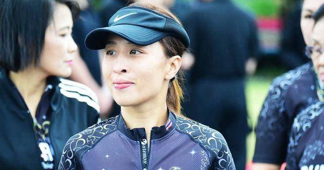 未婚无子的诗琳通不讨厌孩子,曾经教侄女走路,现在对侄女更好_查拉_公