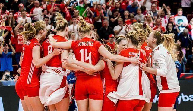 奥运前4再遭惨败,3个0-3连丢9局,狂输88分,出线无望_波兰女排_比赛