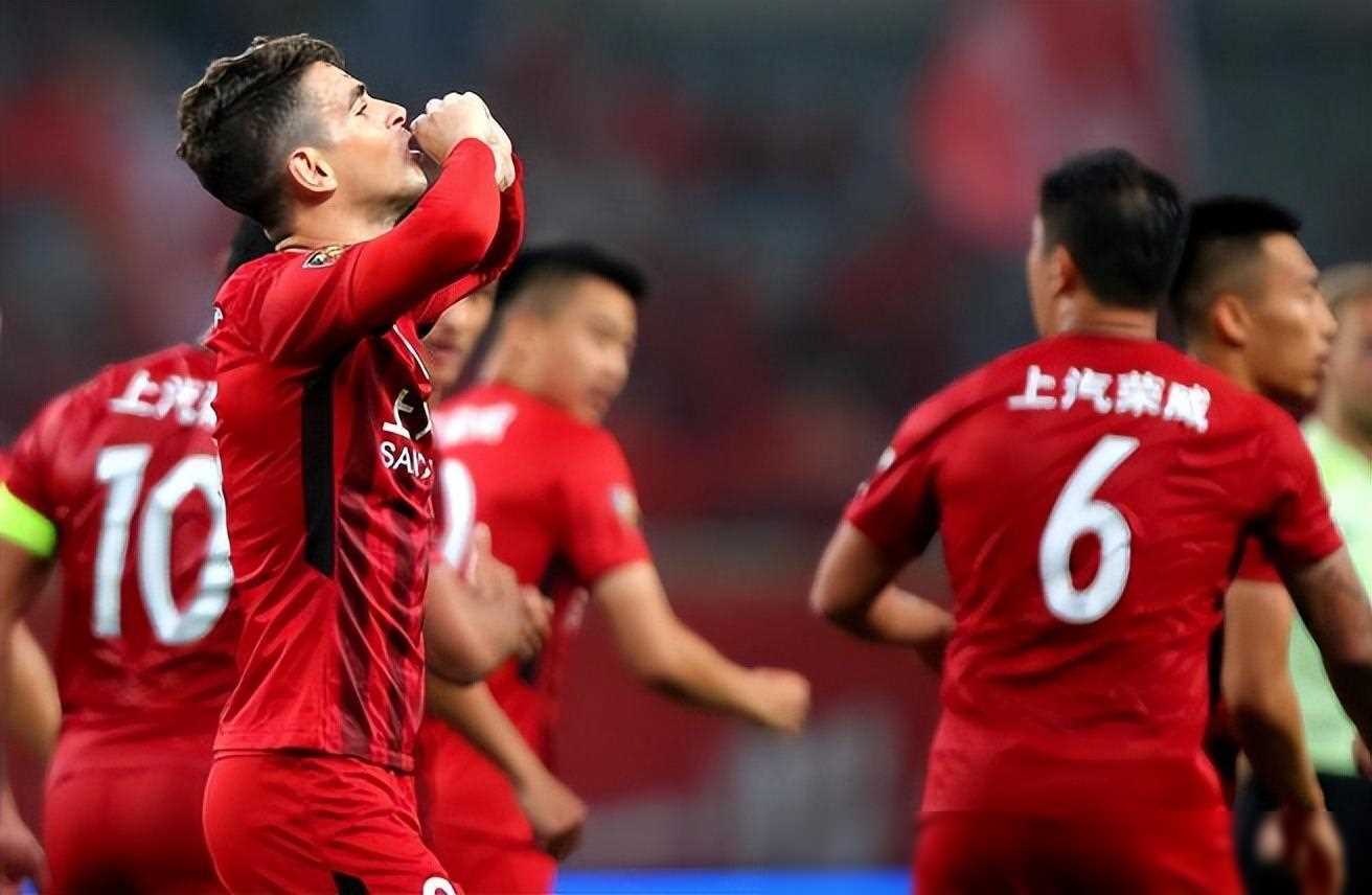 上港新赛季夏窗或四将离队,两王牌或加盟鲁能,令人意外!_穆斯卡特_魏