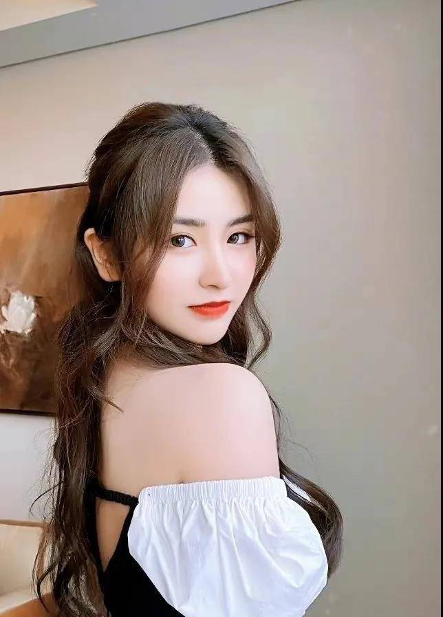 原创金子涵肤白貌美的她妥妥的气质女神