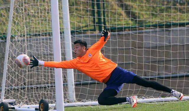 刘世博的出色表现长传6次扑救2次