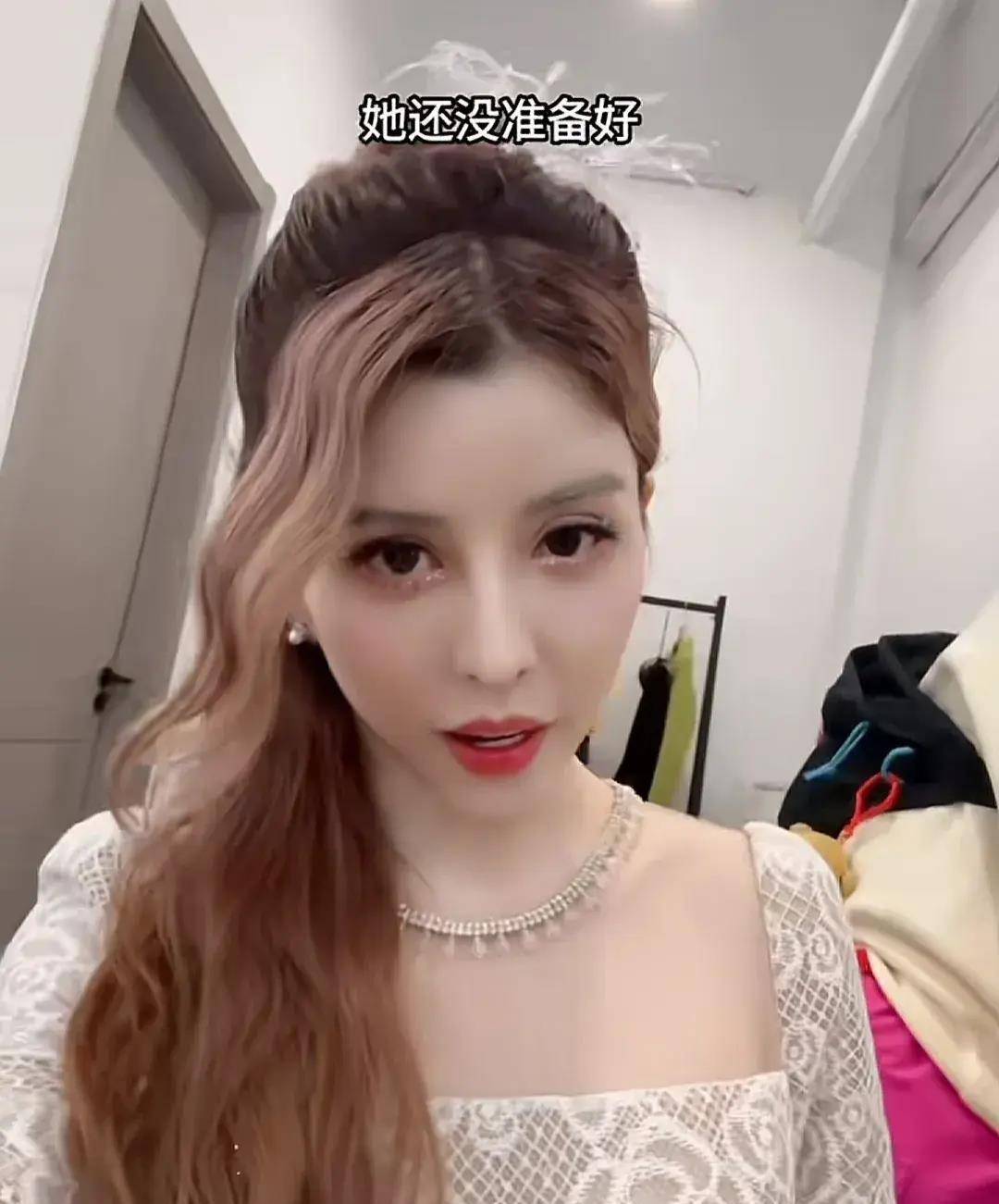 原创by2妹妹又变样网友直呼姐妹你谁啊幸好姐姐这次没整